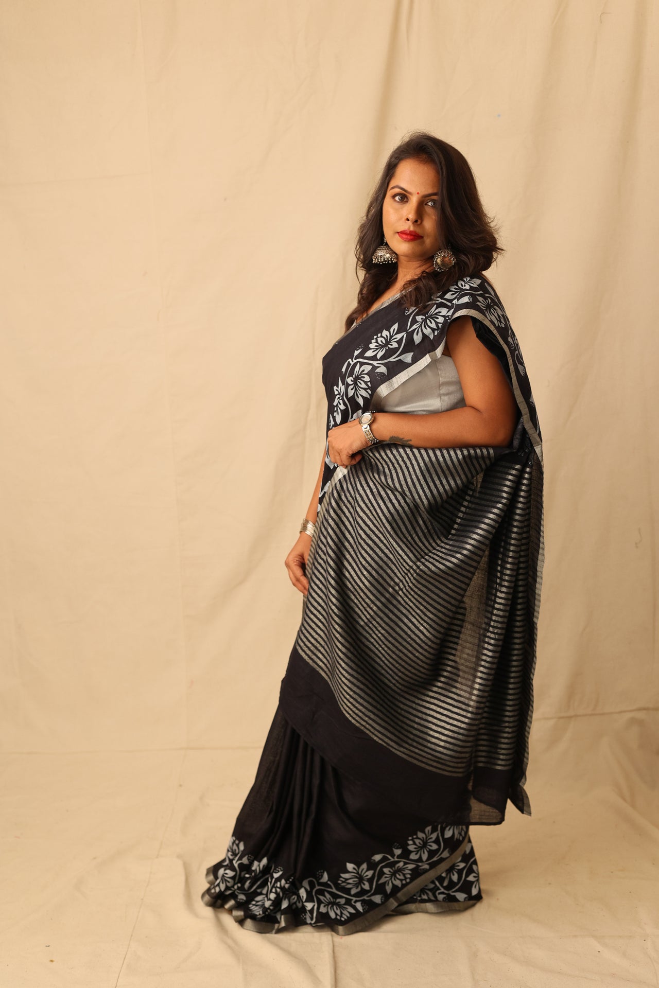 Striking Black With White Hand-Stencil Printed Pure Slub Cotton Saree