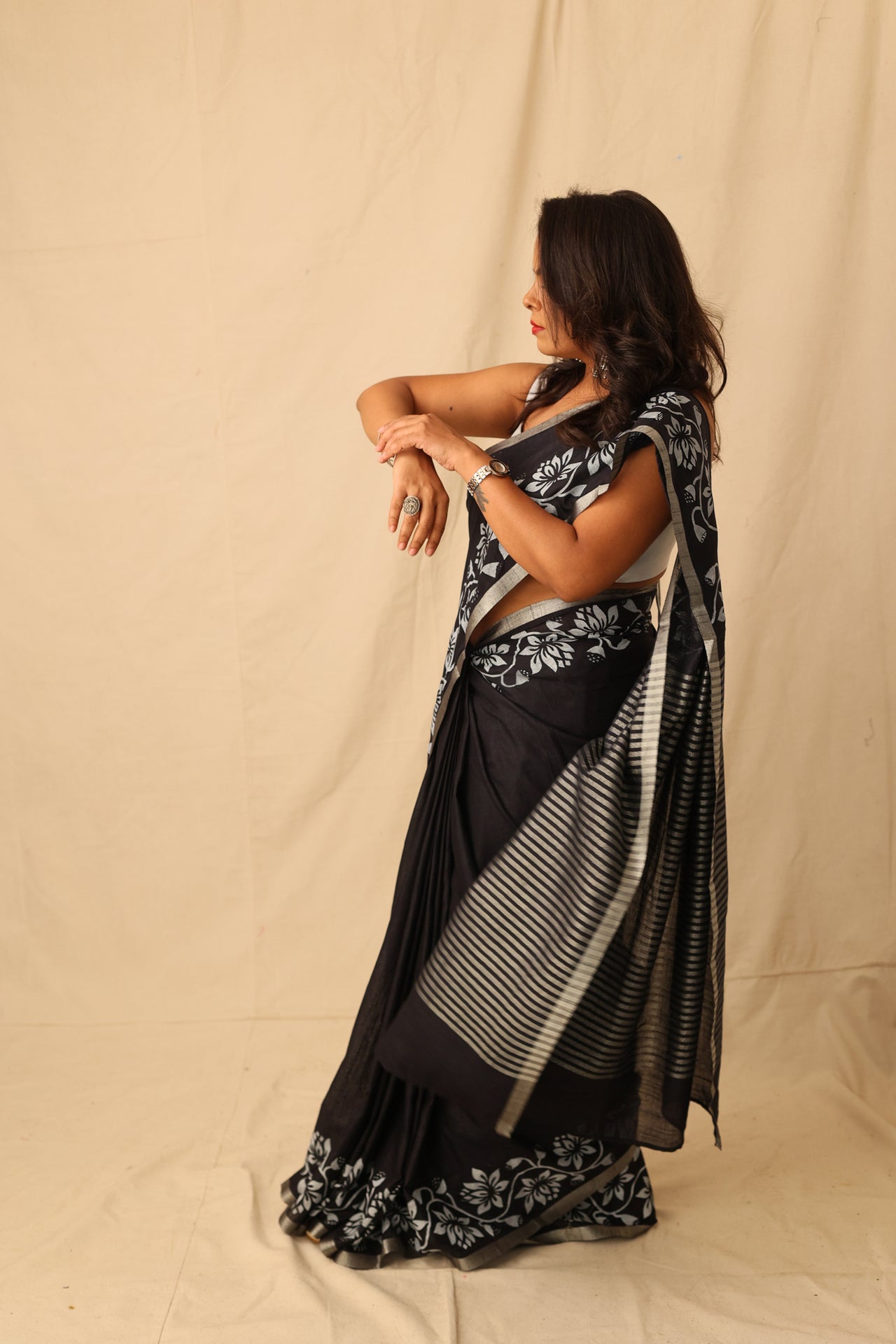 Striking Black With White Hand-Stencil Printed Pure Slub Cotton Saree
