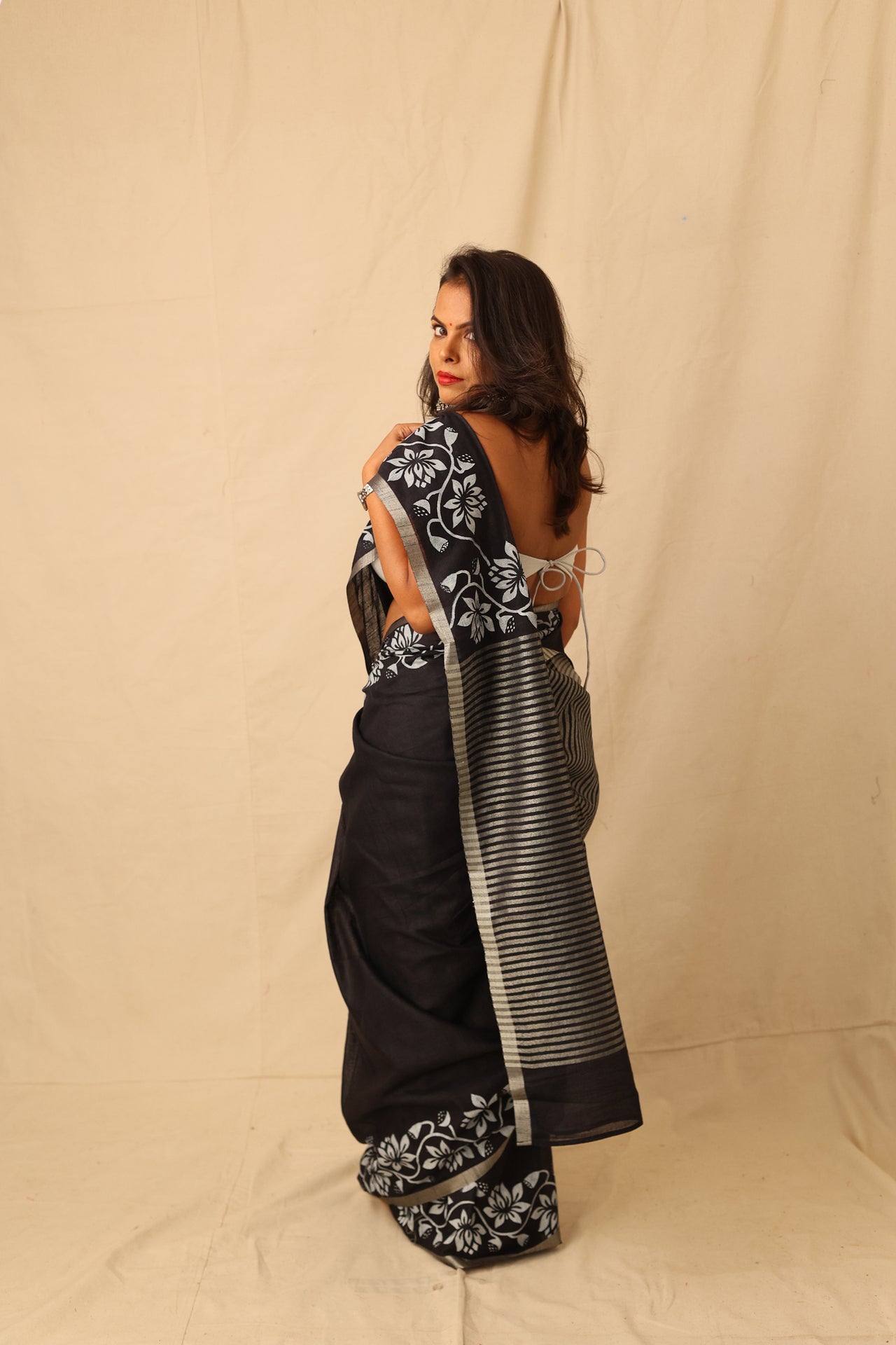 Striking Black With White Hand-Stencil Printed Pure Slub Cotton Saree